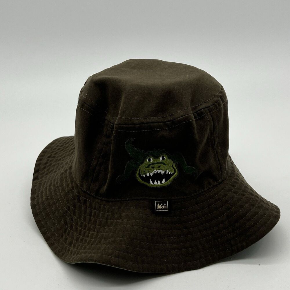 Rei Co Op Croc Embroided  Reversible Bucket Hat  Boys Sz L Sun Hat